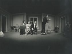 YE1977_04_PH002