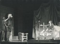 YE1977_14_PH008
