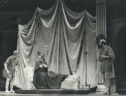 YE1977_14_PH011