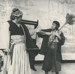 YE1977_15_PH032