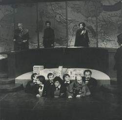 YE1977_16_PH007