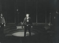 YE1977_16_PH017