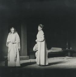 YE1979_04_PH015
