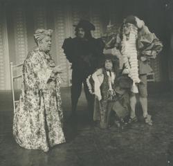 YE1979_12_PH006