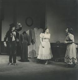 YE1980_04_PH016