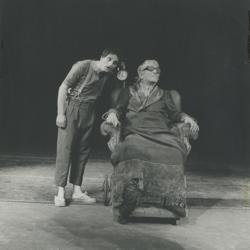 YE1980_06_PH007