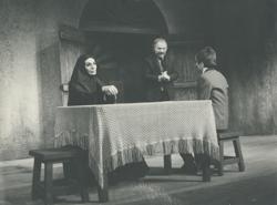 YE1980_12_PH018