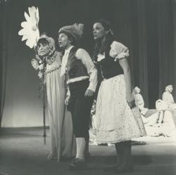 YE1980_13_PH002