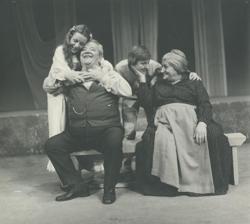 YE1980_13_PH017