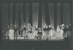 YE1980_13_PH025