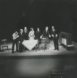YE1981_01_PH012