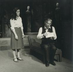 YE1981_18_PH012