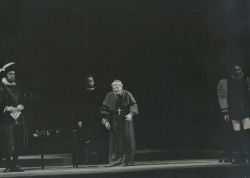 YE1981_19_PH022