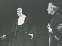 YE1981_19_PH027
