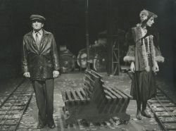 YE1981_20_PH010