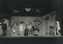 YE1981_21_PH008