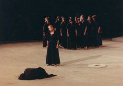 YE1982_11_PH002