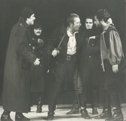 YE1983_10_PH009
