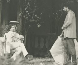 YE1984_01_PH014