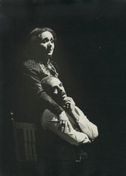 YE1984_03_PH008