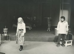 YE1984_10_PH001