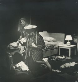 YE1984_10_PH007