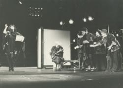 YE1985_03_PH011