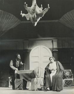 YE1985_12_PH015