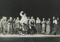 YE1986_03_PH003