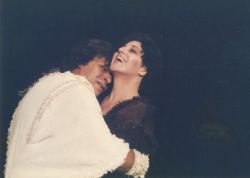 YE1986_07_PH003
