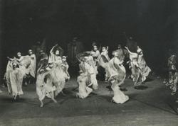 YE1986_08_PH009