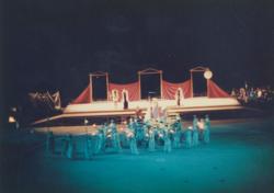 YE1986_08_PH014