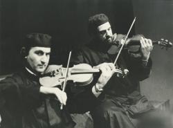 YE1986_10_PH012