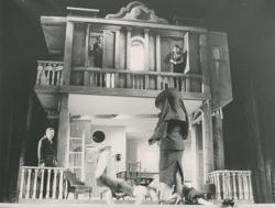 YE1986_11_PH001