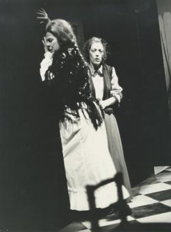 YE1986_12_PH020