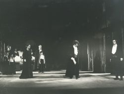 YE1987_05_PH010