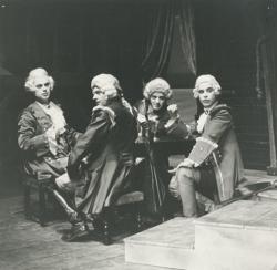YE1987_11_PH004