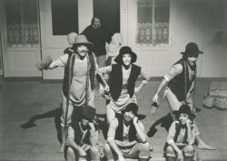 YE1988_06_PH010