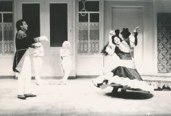 YE1988_07_PH007