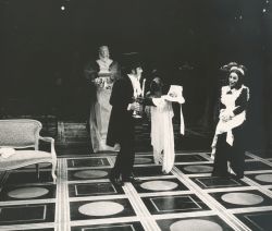 YE1988_11_PH012