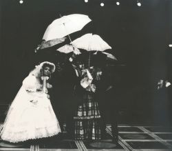 YE1988_11_PH023