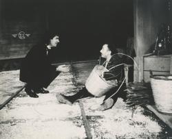 YE1988_12_PH011