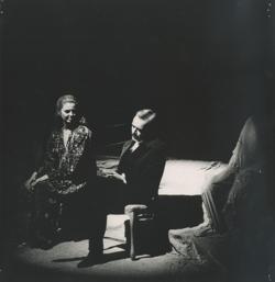 YE1989_01_PH014