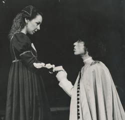 YE1989_03_PH002