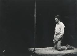 YE1989_04_PH017