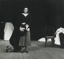 YE1989_15_PH017
