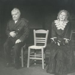 YE1990_01_PH004