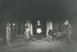 YE1990_03_PH010