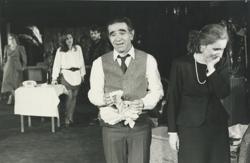 YE1990_13_PH009