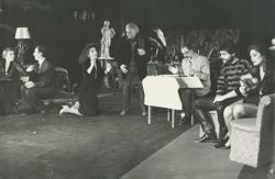 YE1990_13_PH013